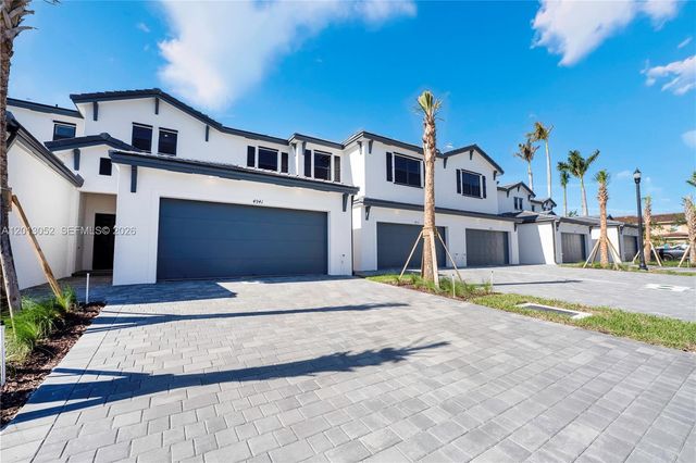 4941 Peacock Way 5838, Dania Beach, FL 33312