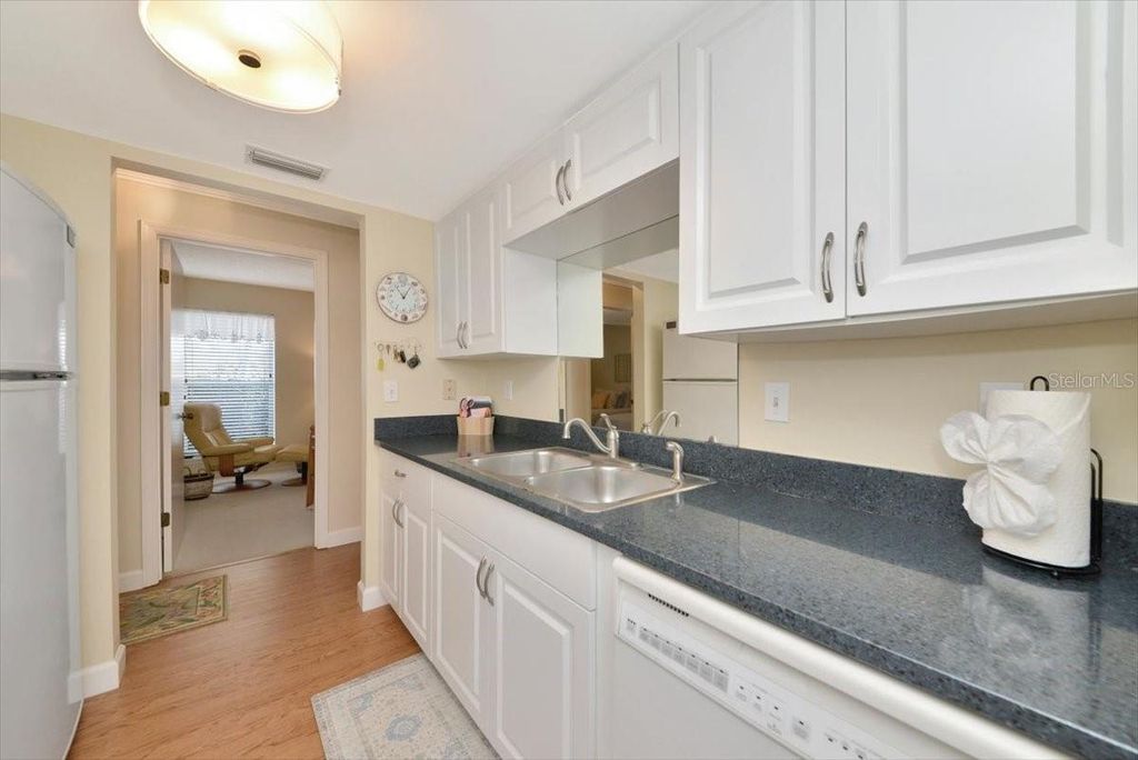 Image 14 of property listing at 849 AUDUBON DRIVE 839, Bradenton, FL 34209