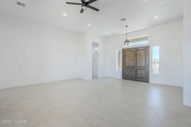 2451 E Old Stone House Trail, Sahuarita, AZ 85629