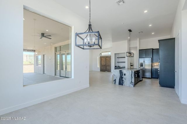 2451 E Old Stone House Trail, Sahuarita, AZ 85629