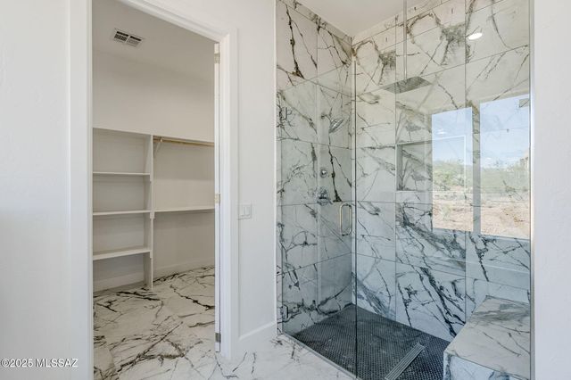 2451 E Old Stone House Trail, Sahuarita, AZ 85629