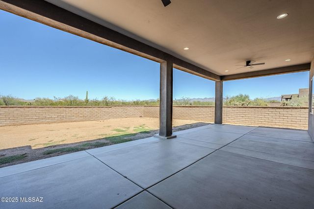 2451 E Old Stone House Trail, Sahuarita, AZ 85629