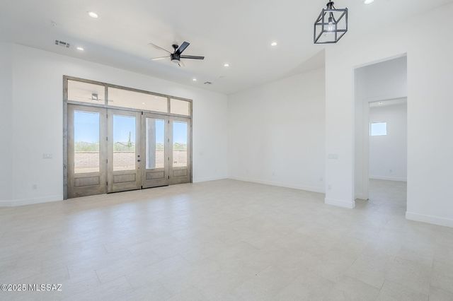 2451 E Old Stone House Trail, Sahuarita, AZ 85629