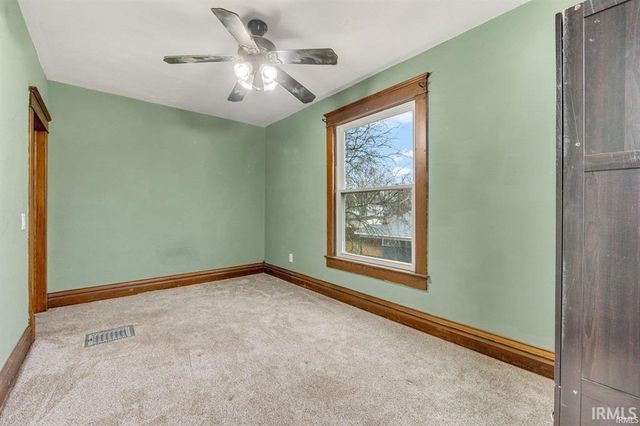 301 E MITCHELL Street, Kendallville, IN 46755