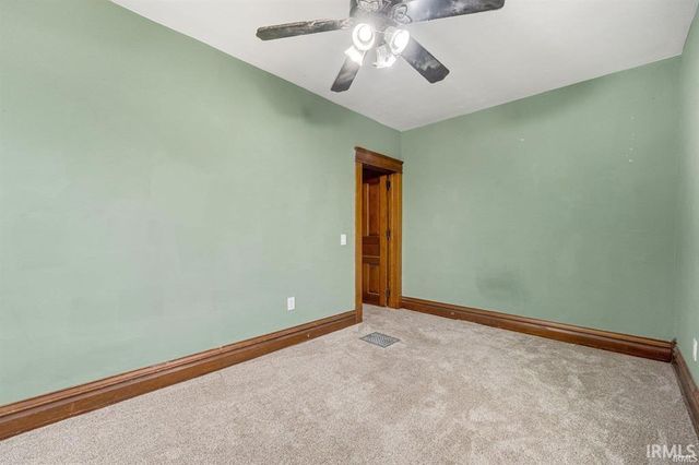 301 E MITCHELL Street, Kendallville, IN 46755