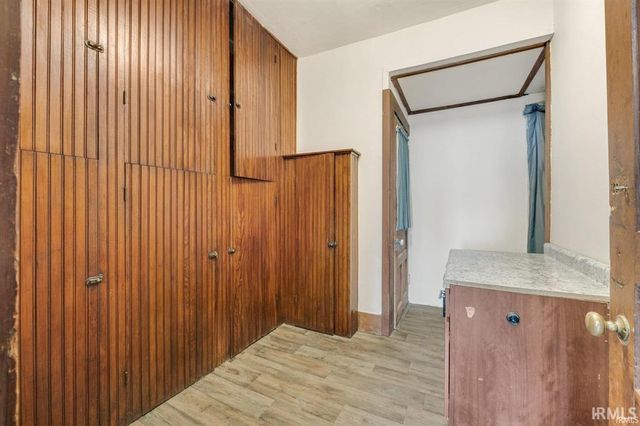 301 E MITCHELL Street, Kendallville, IN 46755