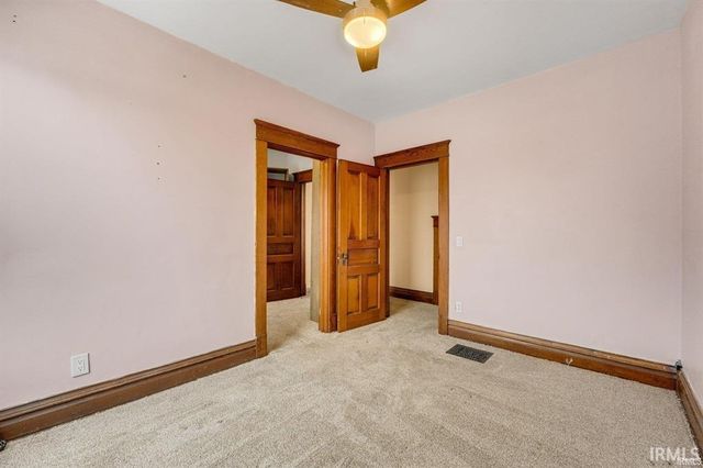 301 E MITCHELL Street, Kendallville, IN 46755