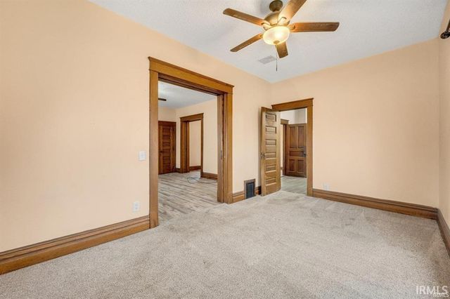 301 E MITCHELL Street, Kendallville, IN 46755