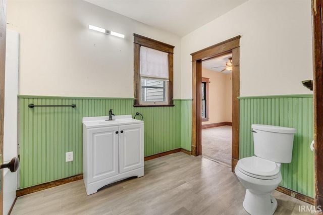 301 E MITCHELL Street, Kendallville, IN 46755