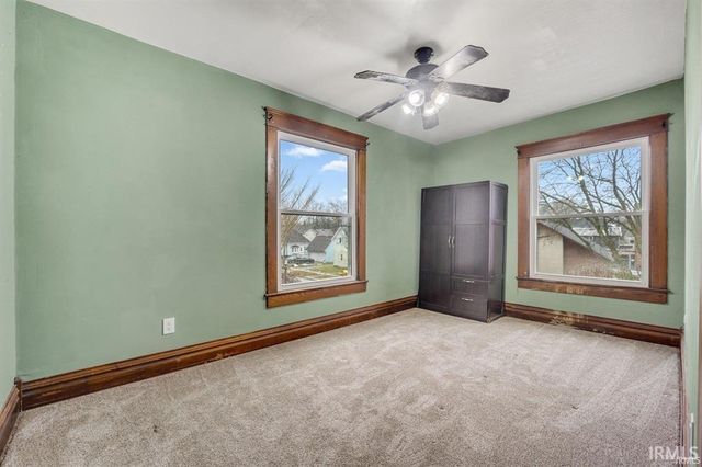 301 E MITCHELL Street, Kendallville, IN 46755