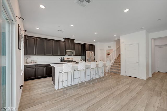 7204 North Decatur Boulevard 3, Las Vegas, NV 89131