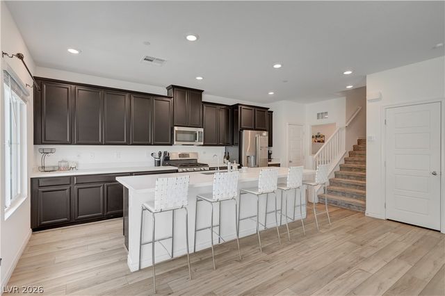 7204 North Decatur Boulevard 3, Las Vegas, NV 89131