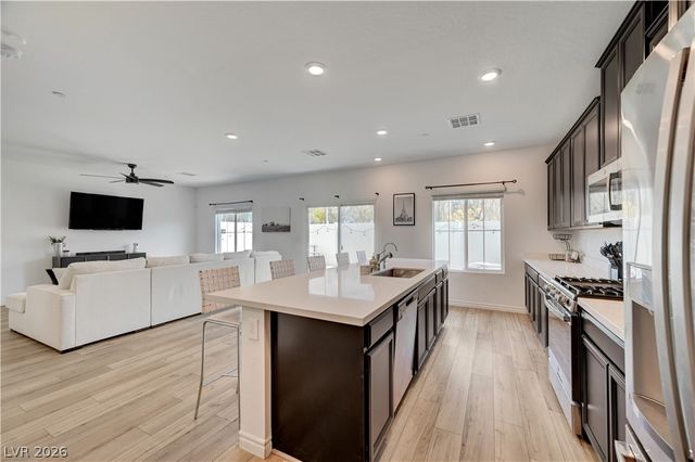 7204 North Decatur Boulevard 3, Las Vegas, NV 89131