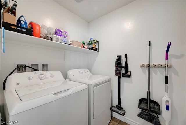 7204 North Decatur Boulevard 3, Las Vegas, NV 89131