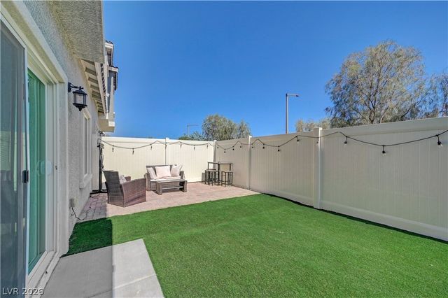 7204 North Decatur Boulevard 3, Las Vegas, NV 89131