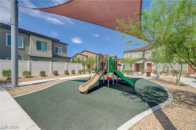 7204 North Decatur Boulevard 3, Las Vegas, NV 89131