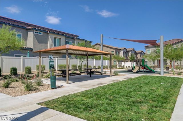 7204 North Decatur Boulevard 3, Las Vegas, NV 89131