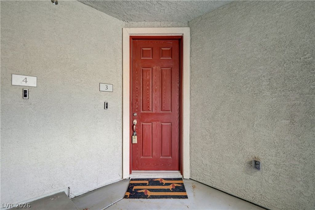 7204 North Decatur Boulevard 3, Las Vegas, NV 89131