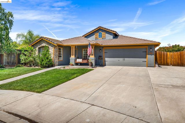 1186 El Rio Ct, Livermore, CA 94551