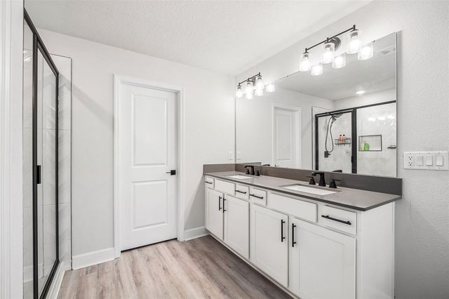 1130 RIVER FALLS CIRCLE, Deland, FL 32720