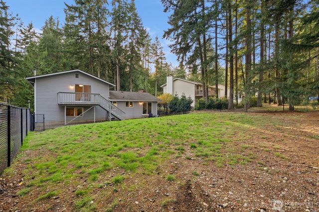 4600 NW 82nd Street, Silverdale, WA 98383