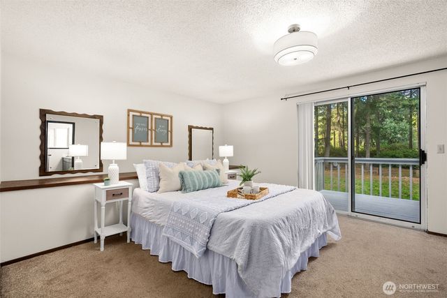 4600 NW 82nd Street, Silverdale, WA 98383