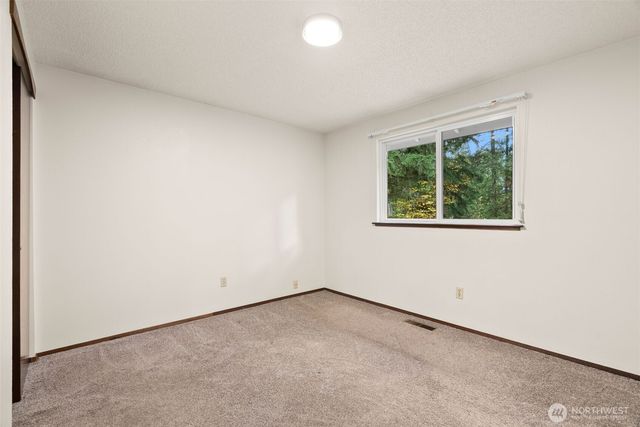 4600 NW 82nd Street, Silverdale, WA 98383