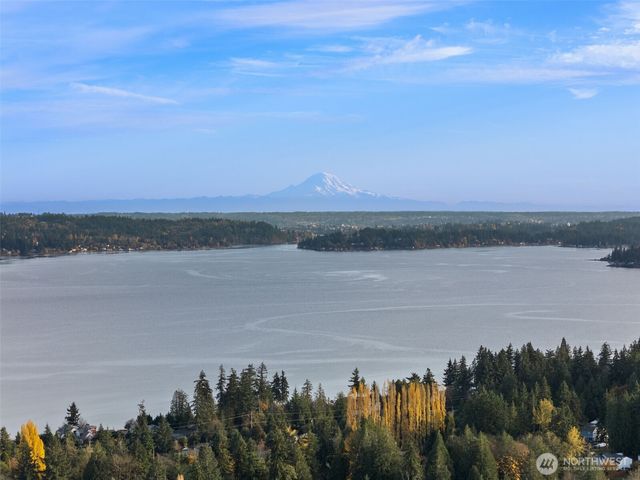 4600 NW 82nd Street, Silverdale, WA 98383