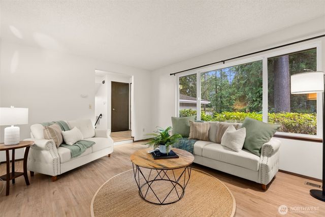 4600 NW 82nd Street, Silverdale, WA 98383