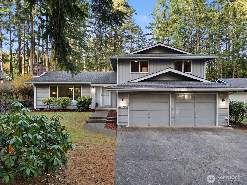 4600 NW 82nd Street, Silverdale, WA 98383