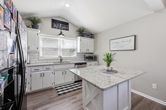 193 Candlewood Drive, Danville, KY 40422