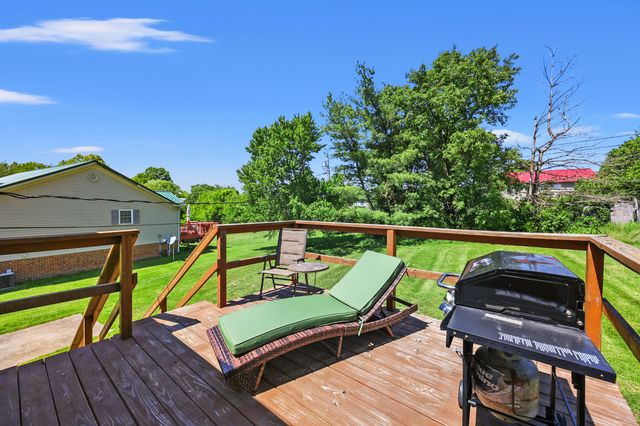 193 Candlewood Drive, Danville, KY 40422