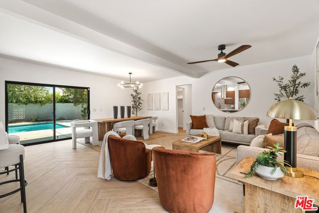 1979 E Alejo Road, Palm Springs, CA 92262