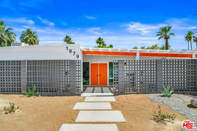 1979 E Alejo Road, Palm Springs, CA 92262