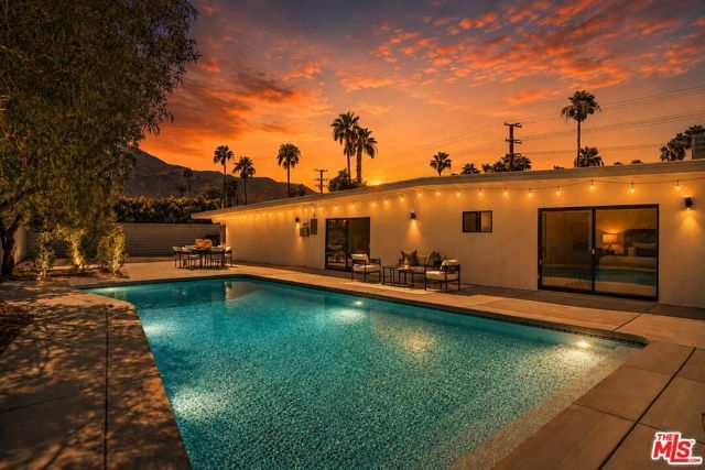 1979 E Alejo Road, Palm Springs, CA 92262