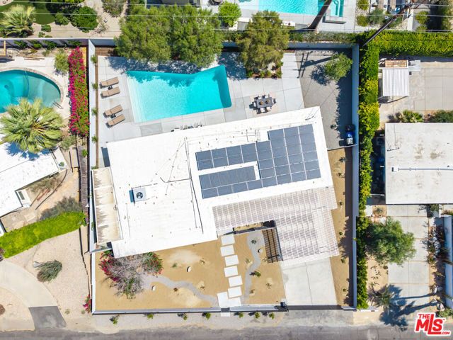 1979 E Alejo Road, Palm Springs, CA 92262