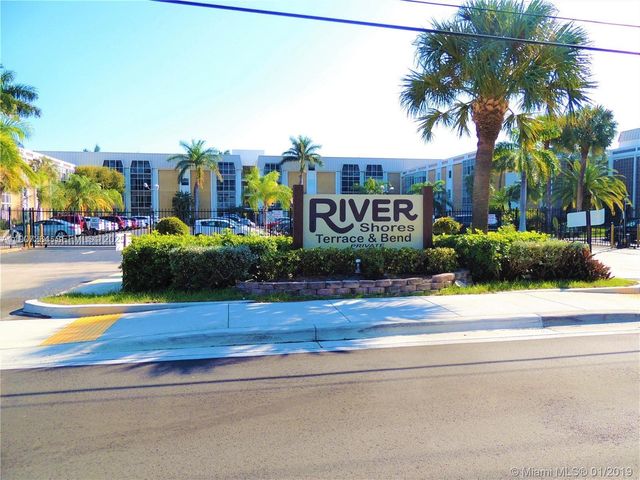 2970 NE 16th Avenue 413, Oakland Park, FL 33334