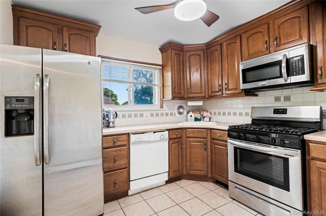 57 Sand Street, Massapequa, NY 11758
