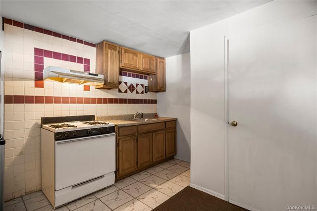 57 Sand Street, Massapequa, NY 11758