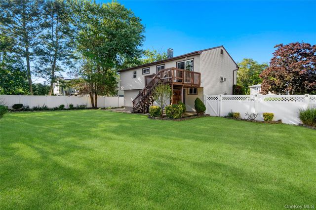 57 Sand Street, Massapequa, NY 11758