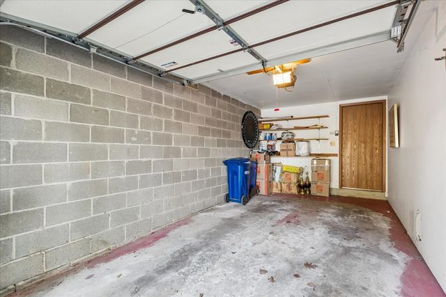 5373 Newport Drive 2-4B, Lisle, IL 60532