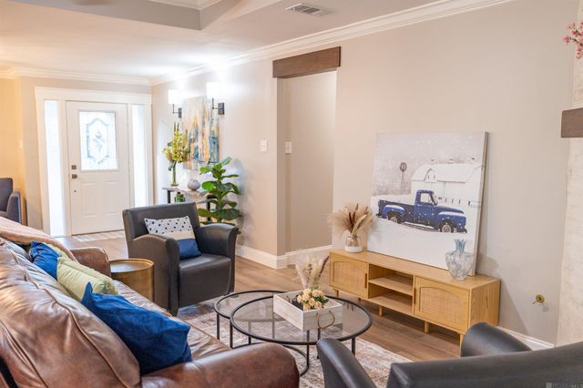 5003 Parkhollow Dr, Baton Rouge, LA 70816