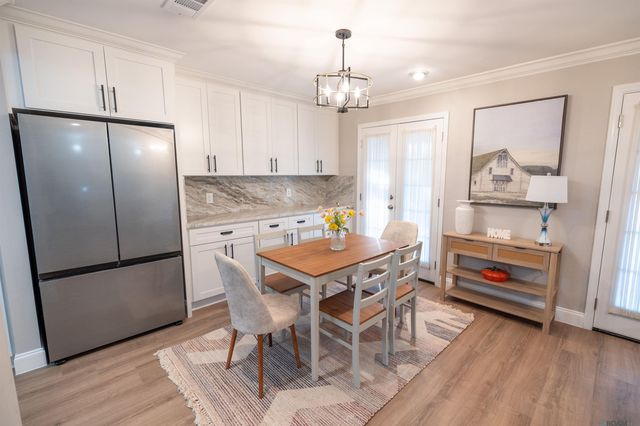 5003 Parkhollow Dr, Baton Rouge, LA 70816