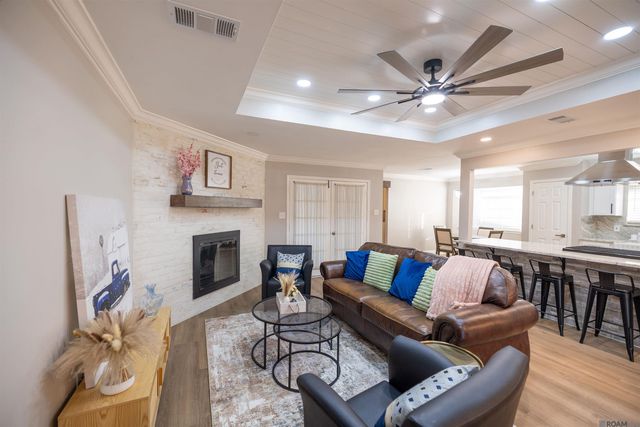 5003 Parkhollow Dr, Baton Rouge, LA 70816