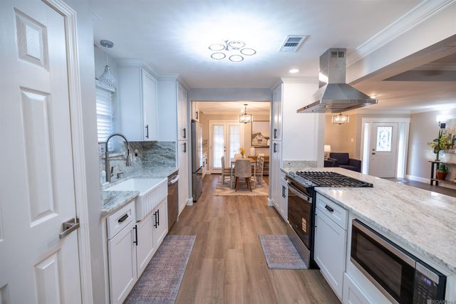 5003 Parkhollow Dr, Baton Rouge, LA 70816