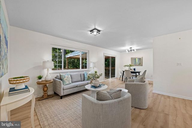 876 WINDSONG DR, Arnold, MD 21012