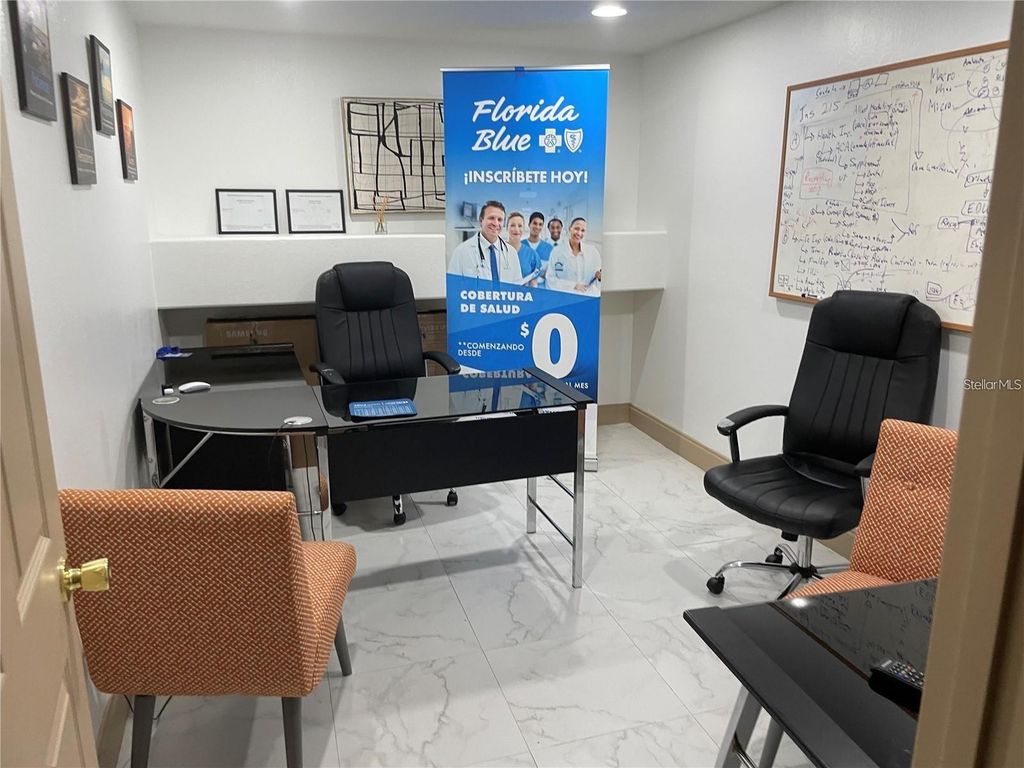 Image 30 of property listing at 8810 COMMODITY CIRCLE 27, Orlando, FL 32819