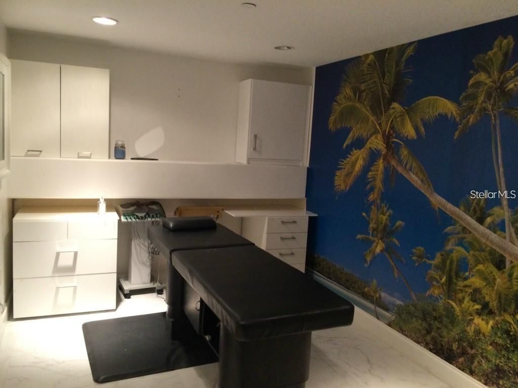 Image 31 of property listing at 8810 COMMODITY CIRCLE 27, Orlando, FL 32819