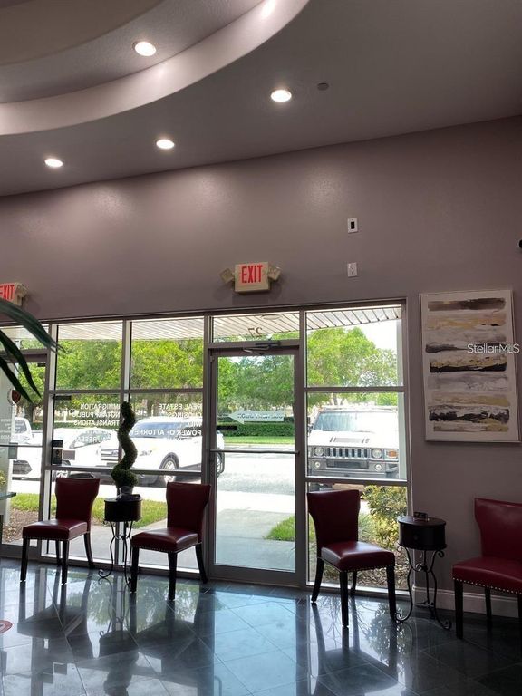 Image 5 of property listing at 8810 COMMODITY CIRCLE 27, Orlando, FL 32819