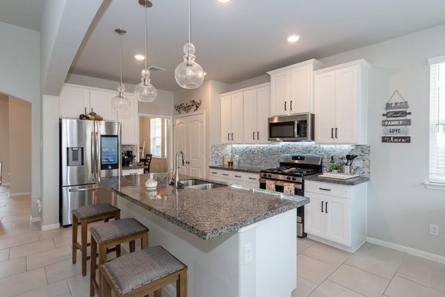 1842 Kenley Way, Alvin, TX 77511